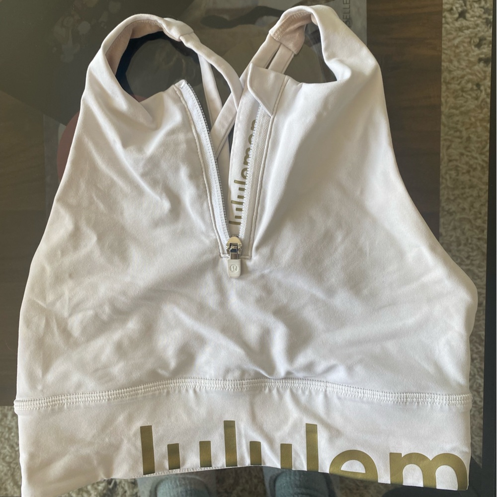 Lululemon quarter zip sports bra size 4
